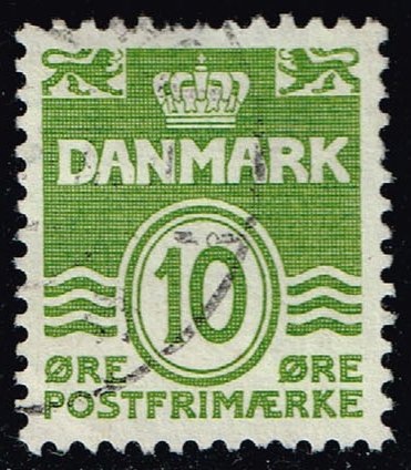 Denmark #318 Numeral; Used