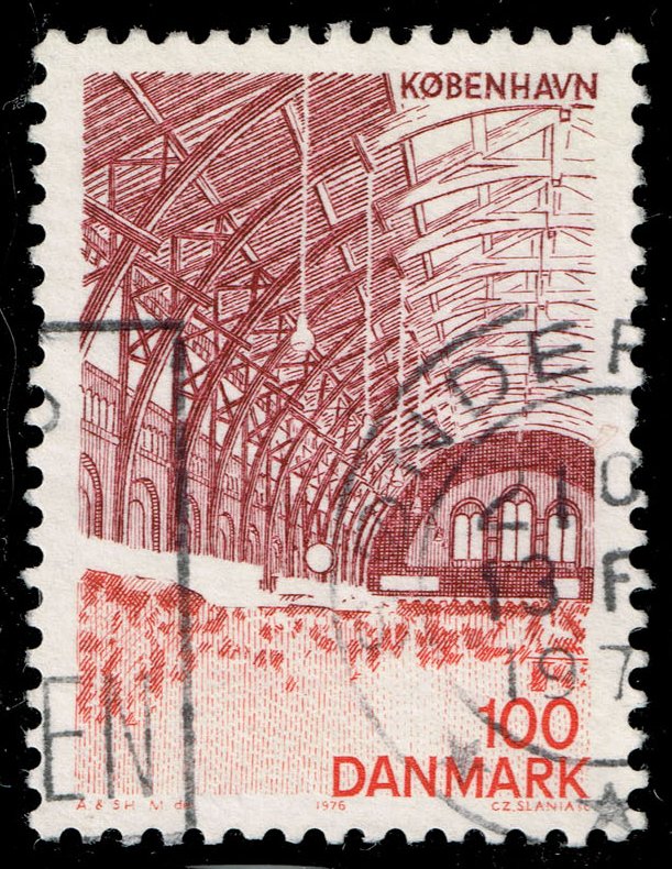 Denmark #588 Central Station; Used