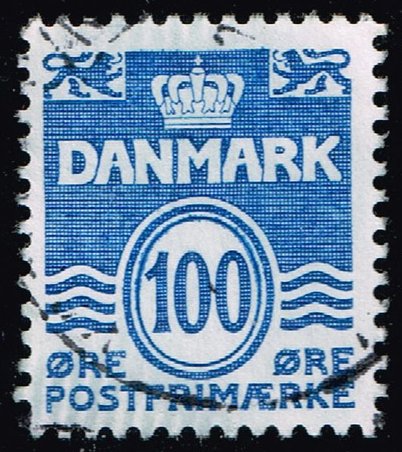 Denmark #691 Wavy Lines; Used