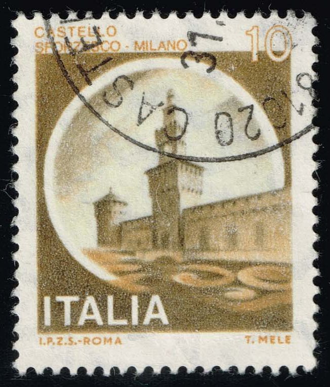 Italy #1409 Sforzesco Castle; Used