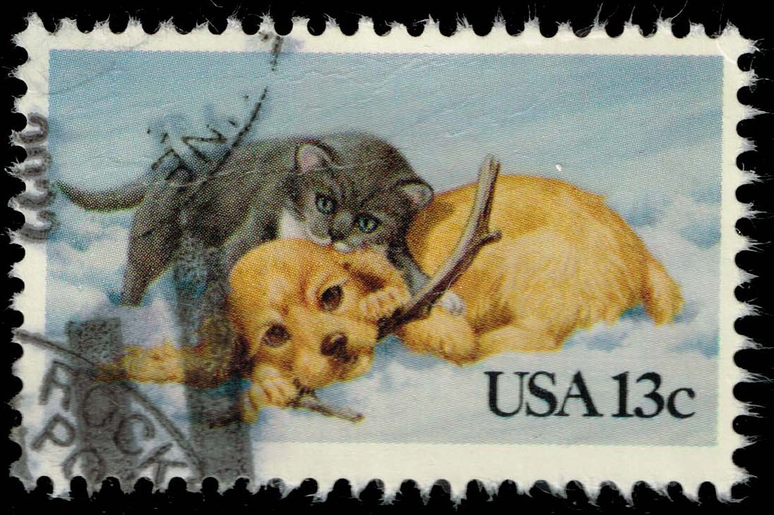 US #2025 Puppy and Kitten Playing; Used