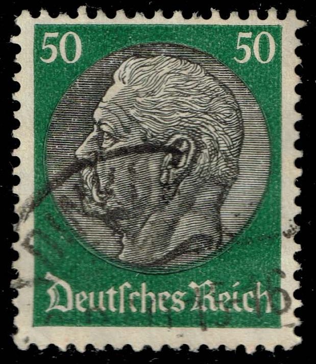 Germany #428 Paul von Hindenburg; Used