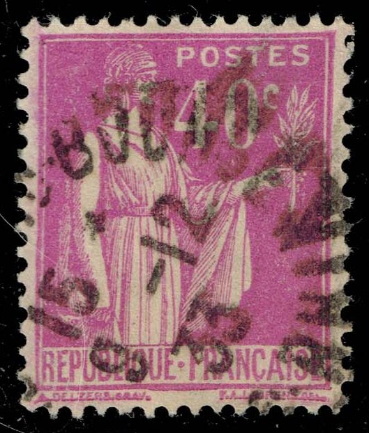 France #265 Peace with Olive Branch; Used