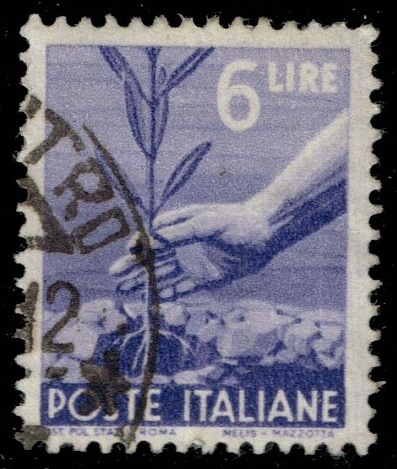 Italy #472A Planting Tree; Used