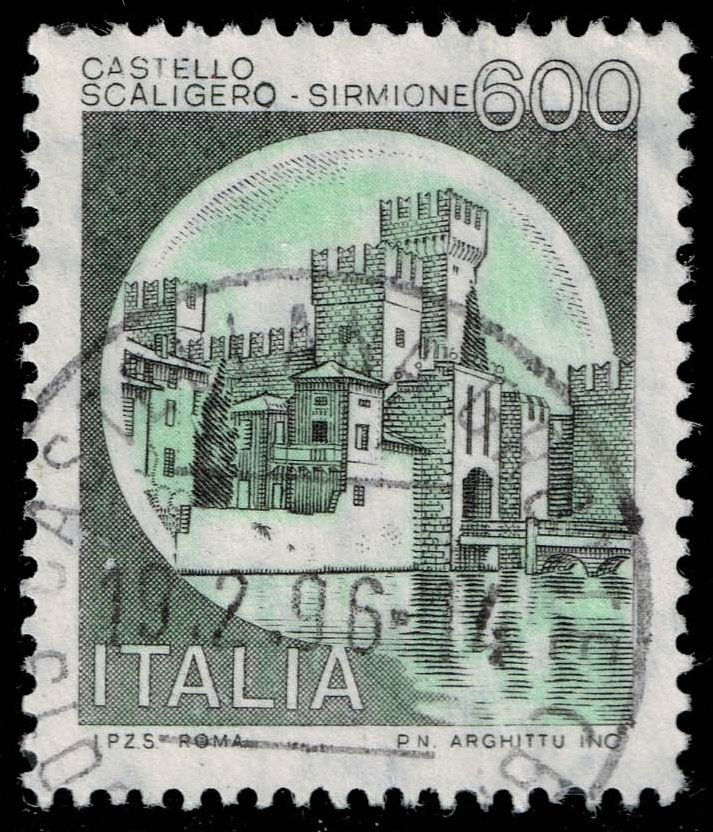 Italy #1427 Scaligero Castle; Used