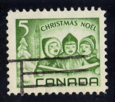 Canada #477 Caroling Children; Used - Click Image to Close