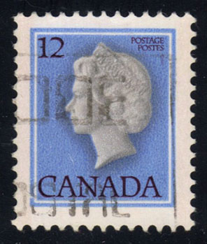 Canada #713 Queen Elizabeth II; Used