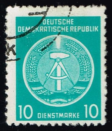 Germany DDR #O4 Arms of the Republic; CTO - Click Image to Close