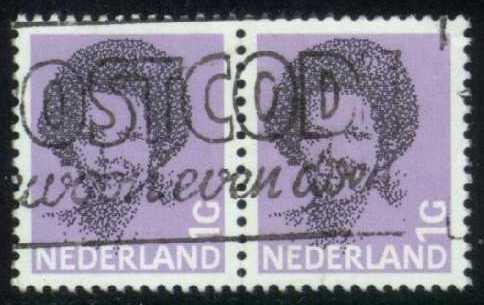 Netherlands #624 Queen Beatrix Pair; Used - Click Image to Close