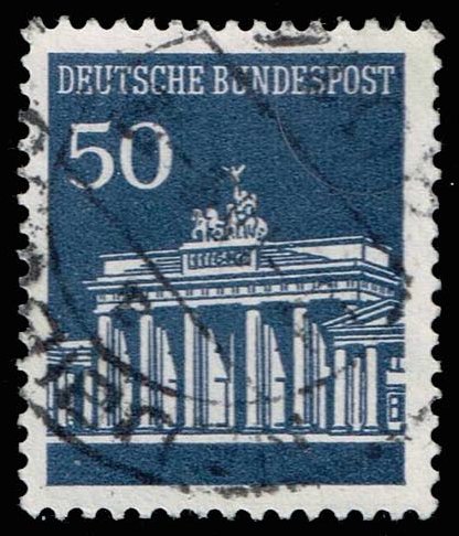 Germany #955 Brandenburg Gate; Used - Click Image to Close