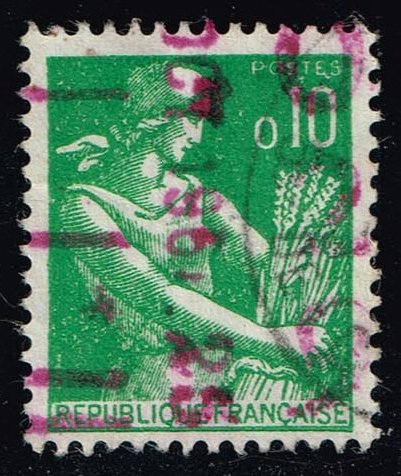 France #939 Farm Woman; Used - Click Image to Close