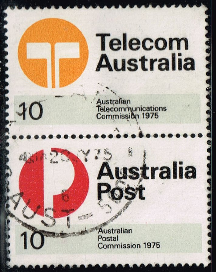 Australia #617a Division of Australian Post Pair; Used - Click Image to Close