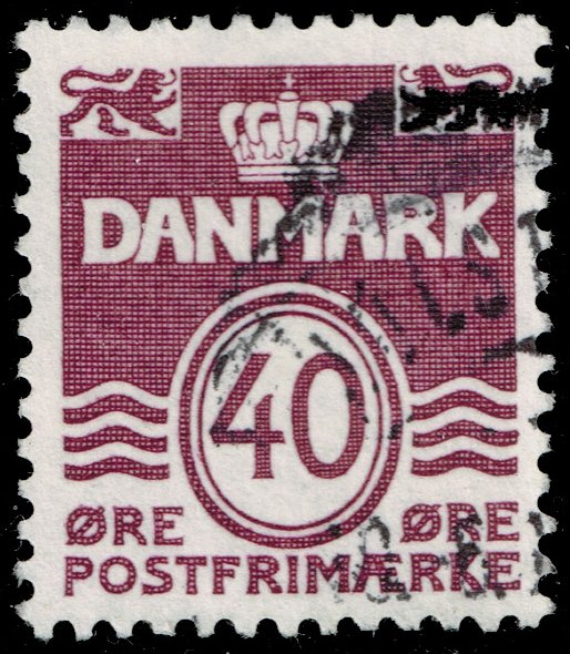 Denmark #689 Wavy Lines; Used - Click Image to Close