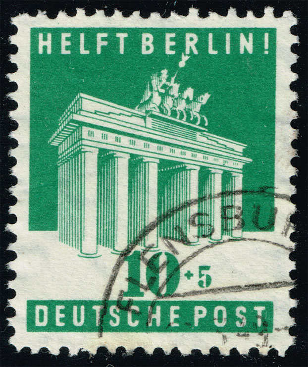 Germany #B302 Brandenburg Gate; Used - Click Image to Close