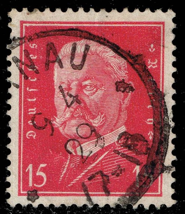 Germany #374 Paul von Hindenburg; Used - Click Image to Close