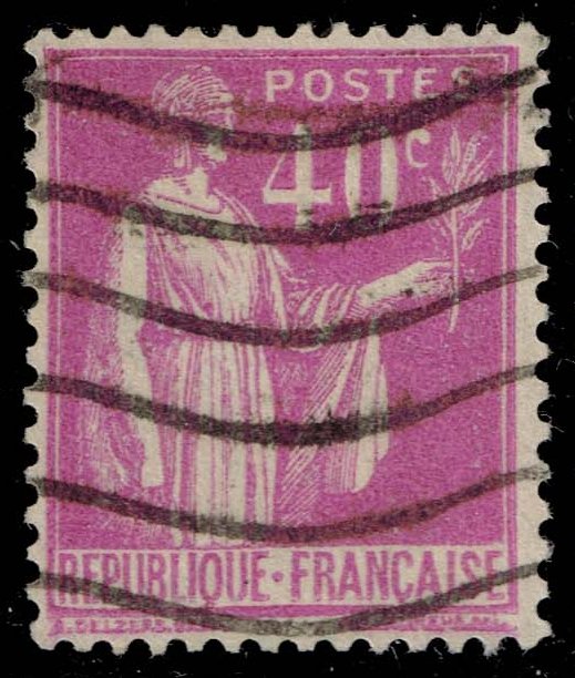 France #265 Peace with Olive Branch; Used
